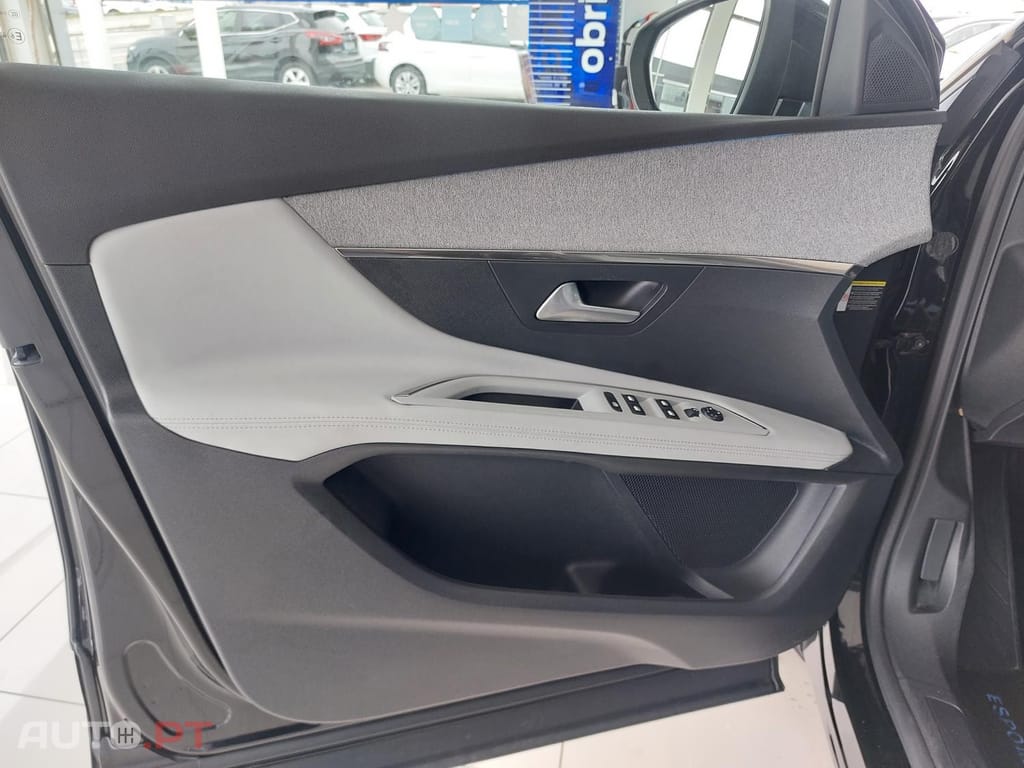 Peugeot 3008 1.5 BlueHDi Allure