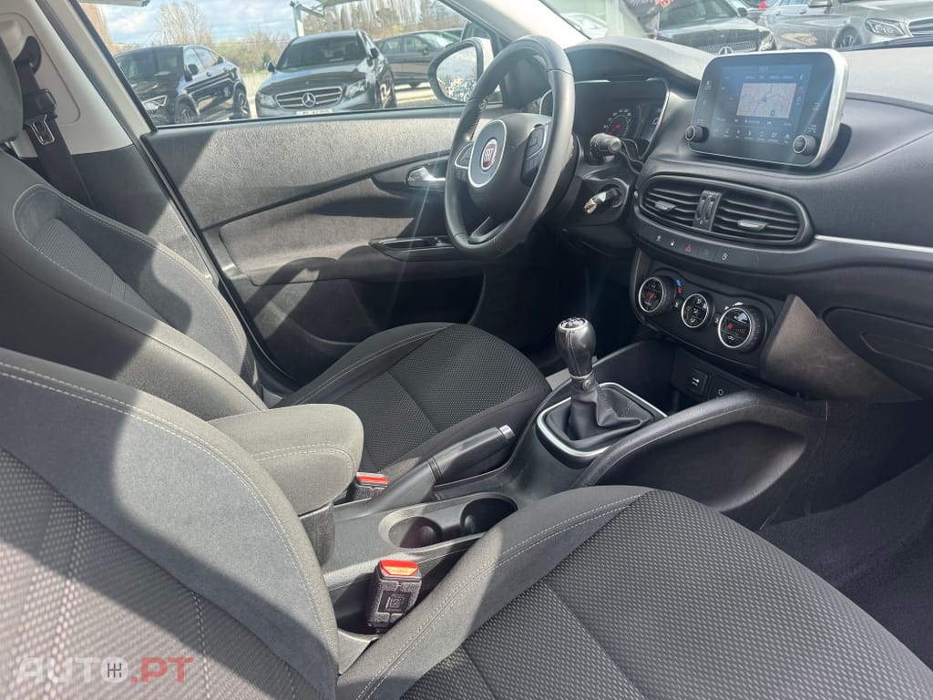 Fiat Tipo 1.3 M-Jet Lounge J17