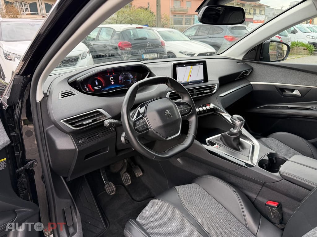 Peugeot 3008 1.5 BlueHDi Allure