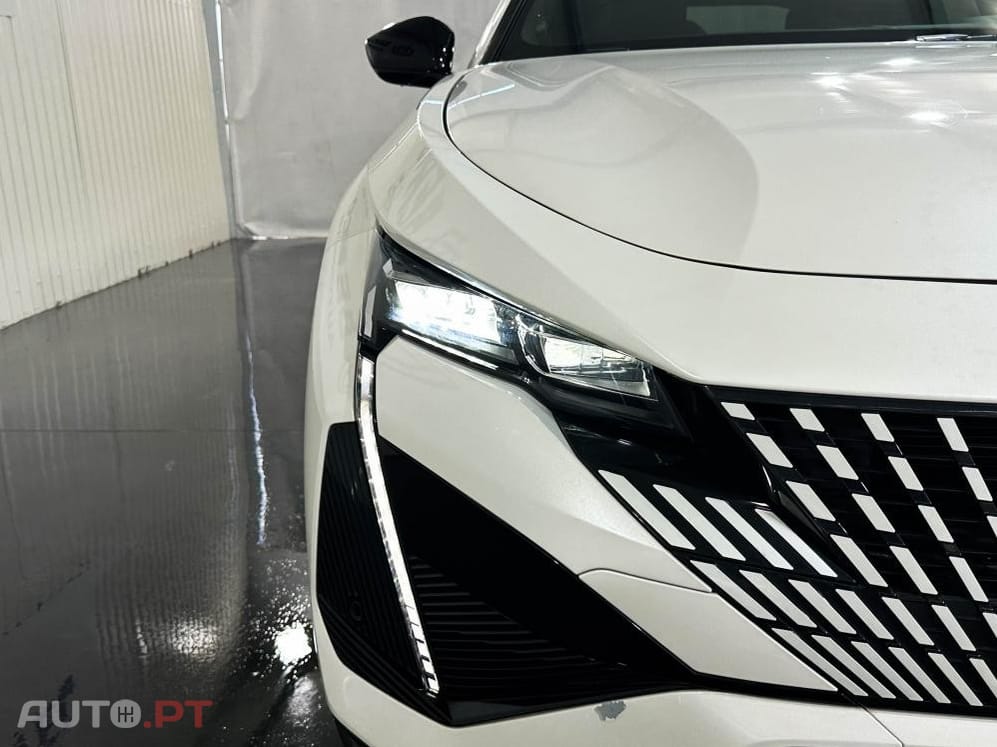 Peugeot 408 1.6 Hybrid GT e-EAT8