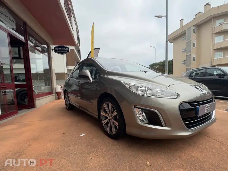 Peugeot 308 1.6 e-HDi Allure CMP6