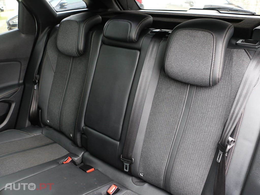 Peugeot 3008 1.5 BlueHDi GT Line