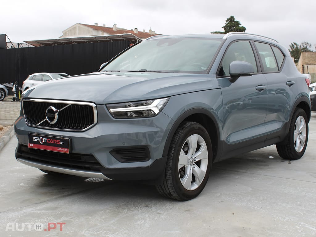 Volvo XC40 2.0 D3 Momentum Plus Geartronic