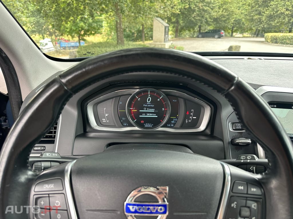 Volvo XC60 2.0 D4 Momentum Geartronic