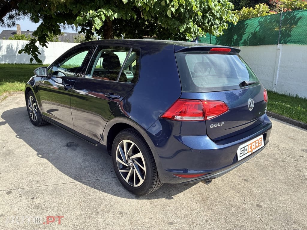 Volkswagen Golf 1.6 TDI 4Motion BlueMotion Comfortline — fotografia 12
