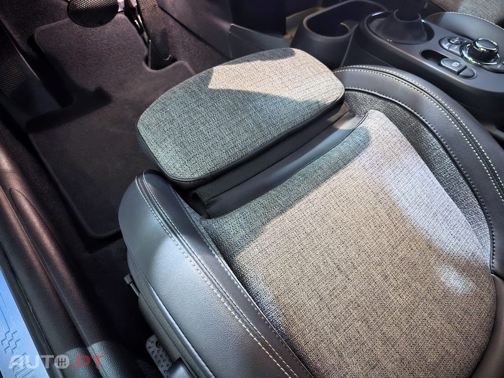 MINI Cooper Cooper SE