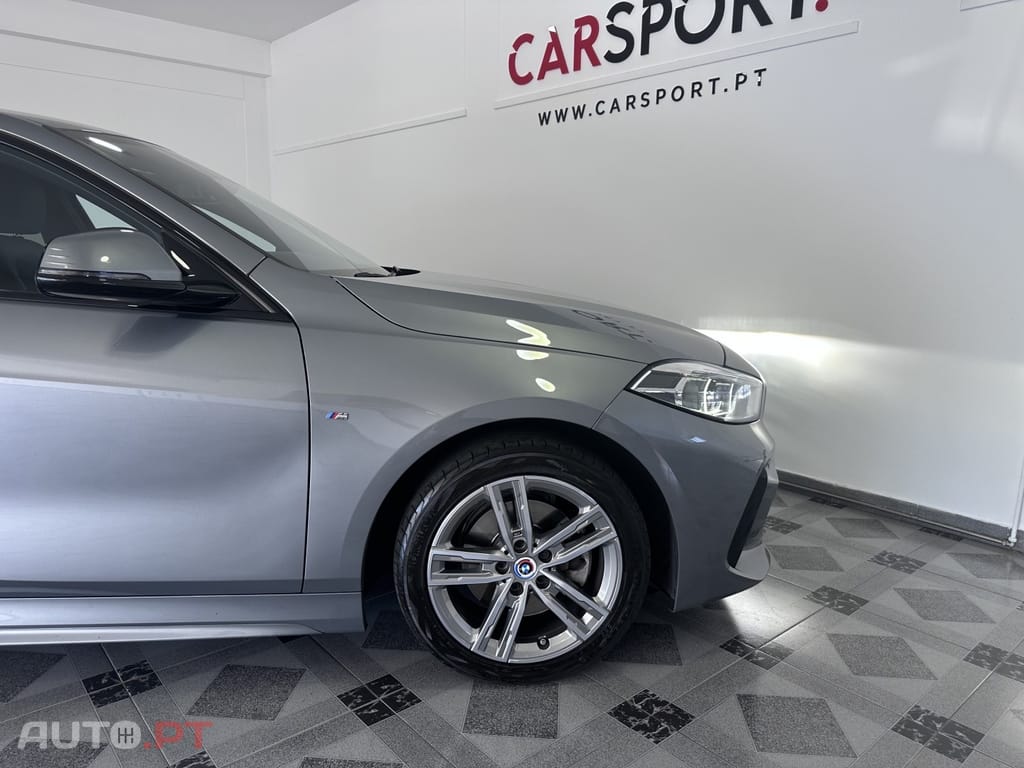BMW 116 d Pack Desportivo M Auto
