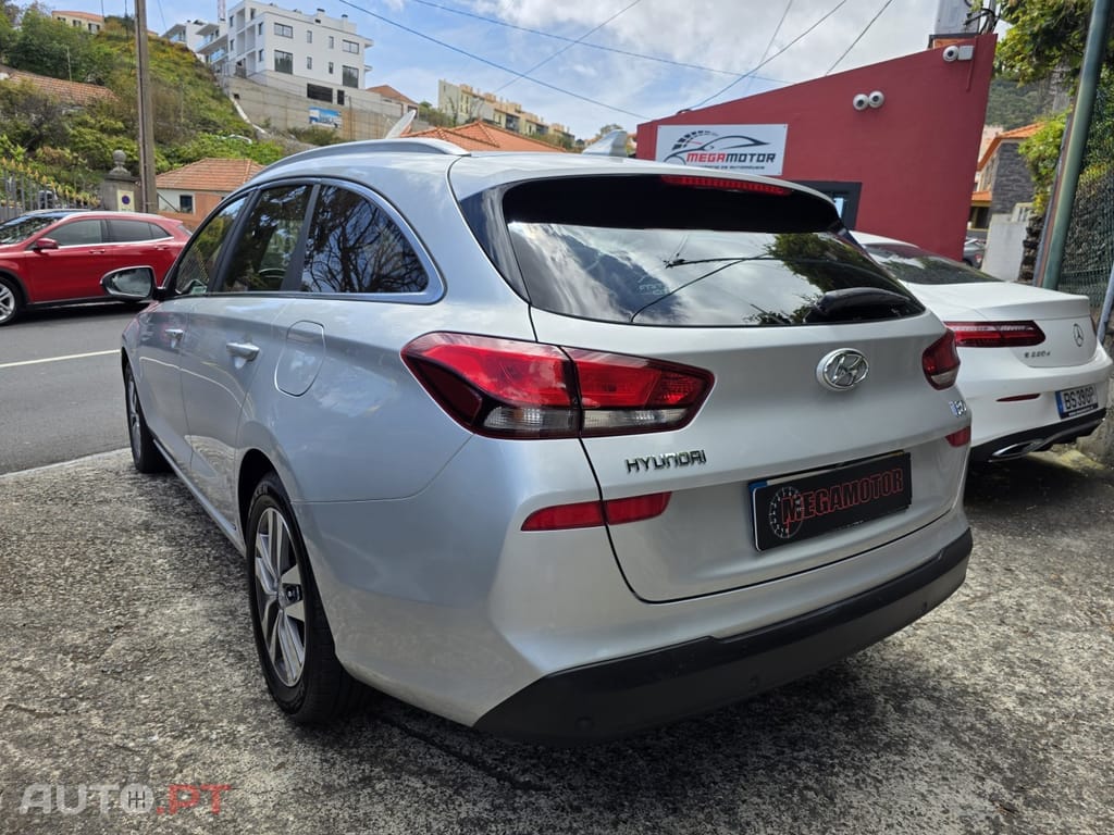 Hyundai i30 1.6 CRDi Style+Navi