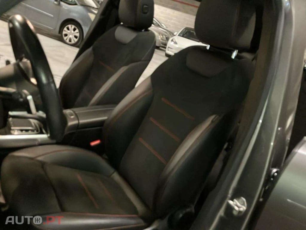 Mercedes-Benz GLB 200 d AMG Line