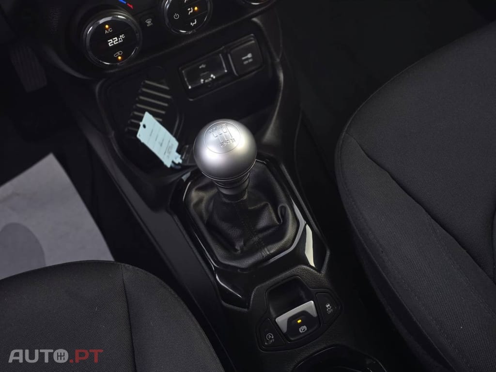 Jeep Renegade 1.6 MJD Night Eagle