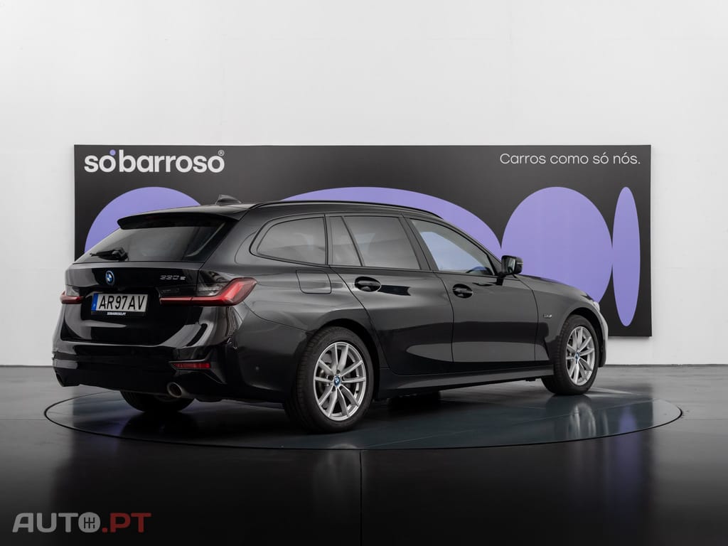 BMW 330 e Auto