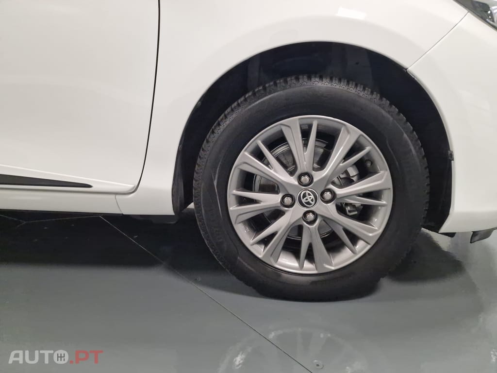 Toyota Yaris 1.0 VVT-i Comfort+P.Style