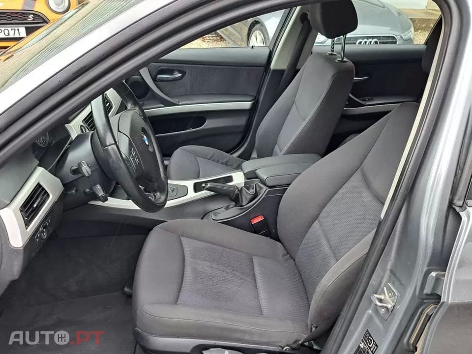 BMW 320 d Touring LifeStyle Auto