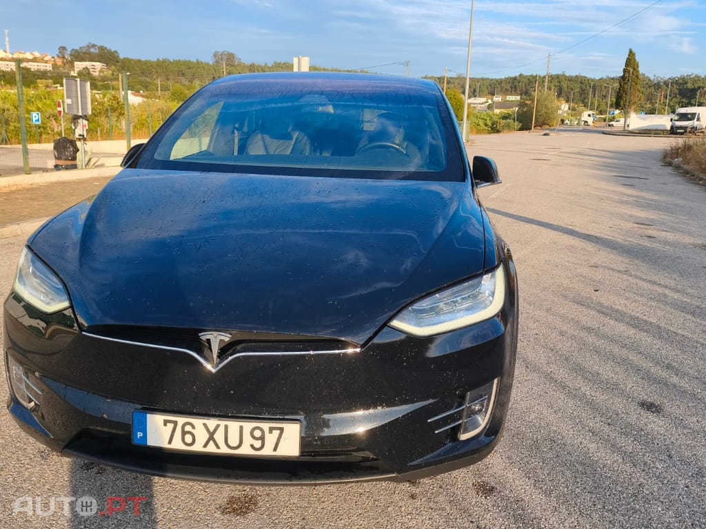 Tesla Model X 100D