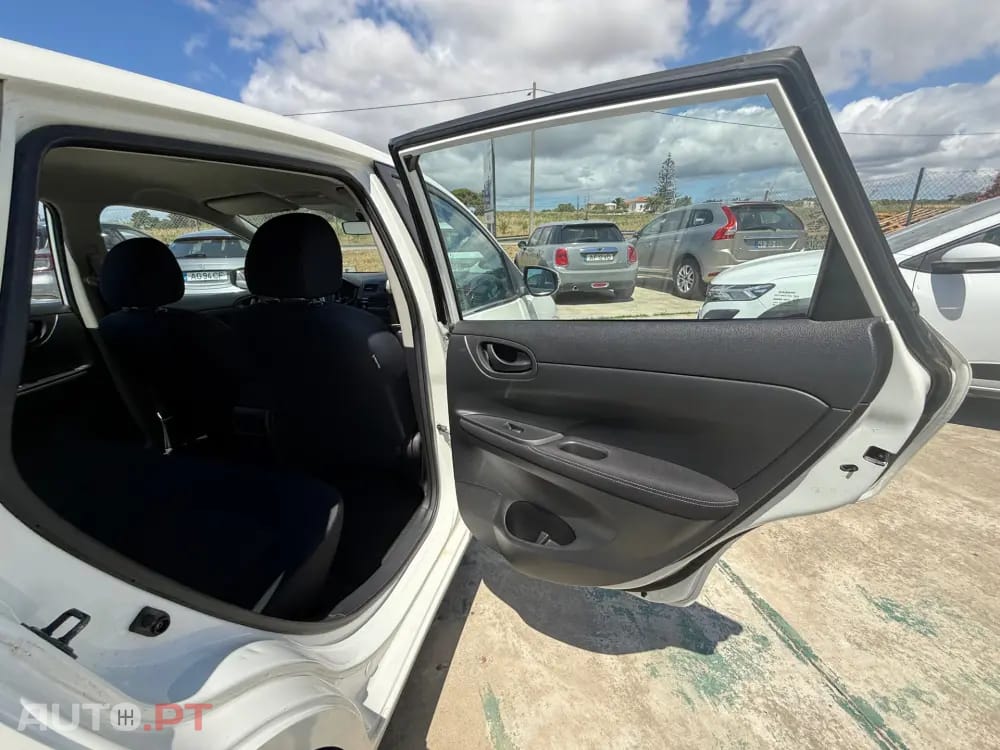 Nissan Pulsar 1.5 dCi Acenta J17