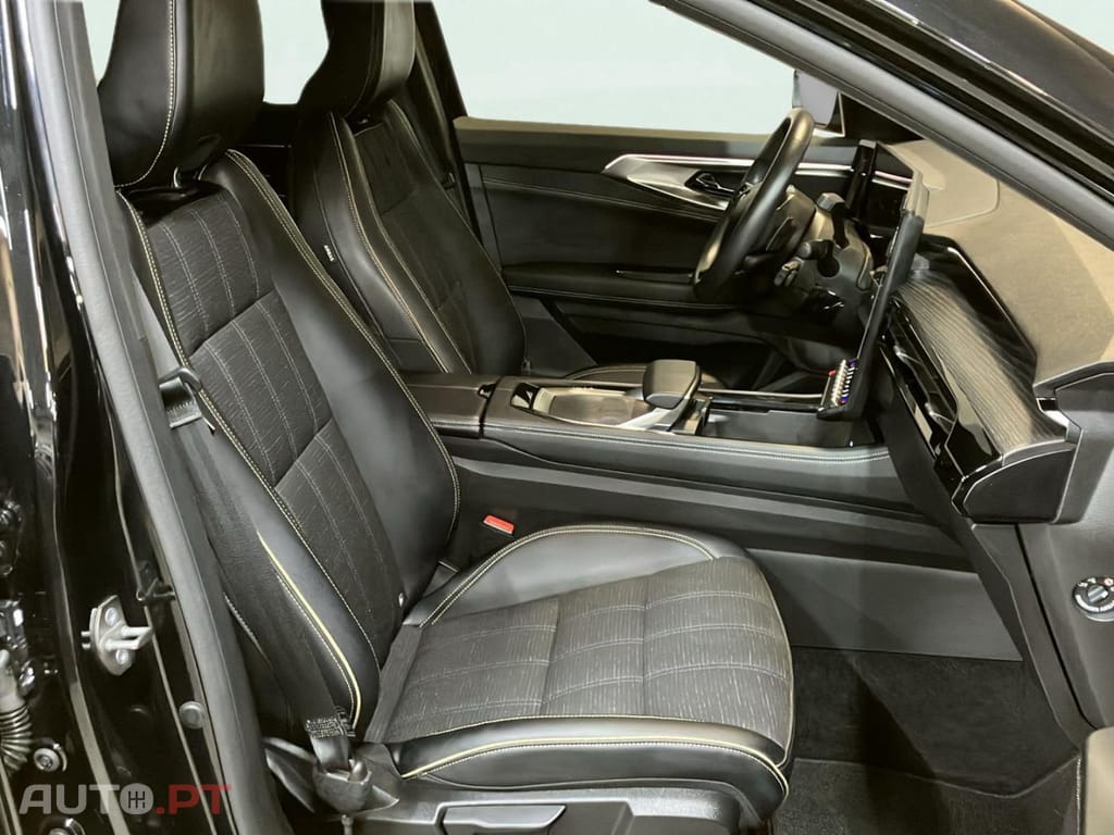 Renault Austral 1.3 E-Tech Iconic