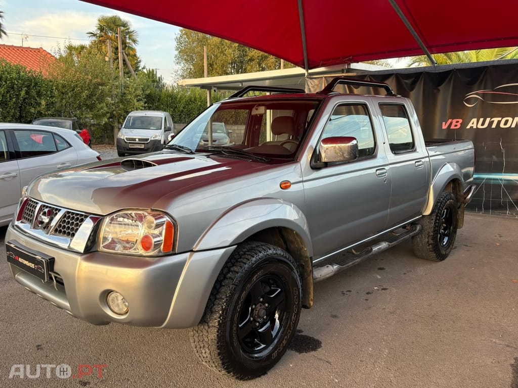 Nissan Pick Up 2.5 TD CD Look Navara