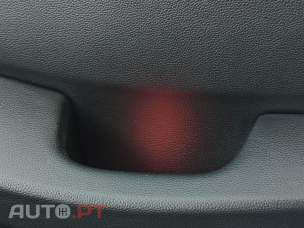 Renault Clio TCe 100 INTENS