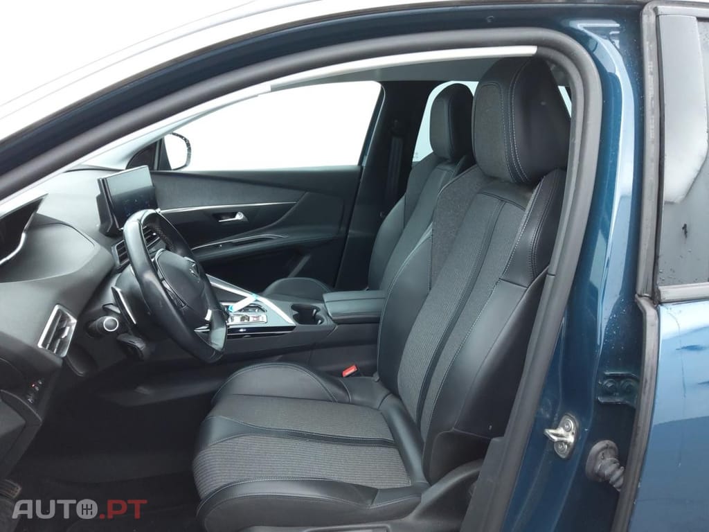 Peugeot 3008 1.5 BlueHDi Allure Pack EAT8