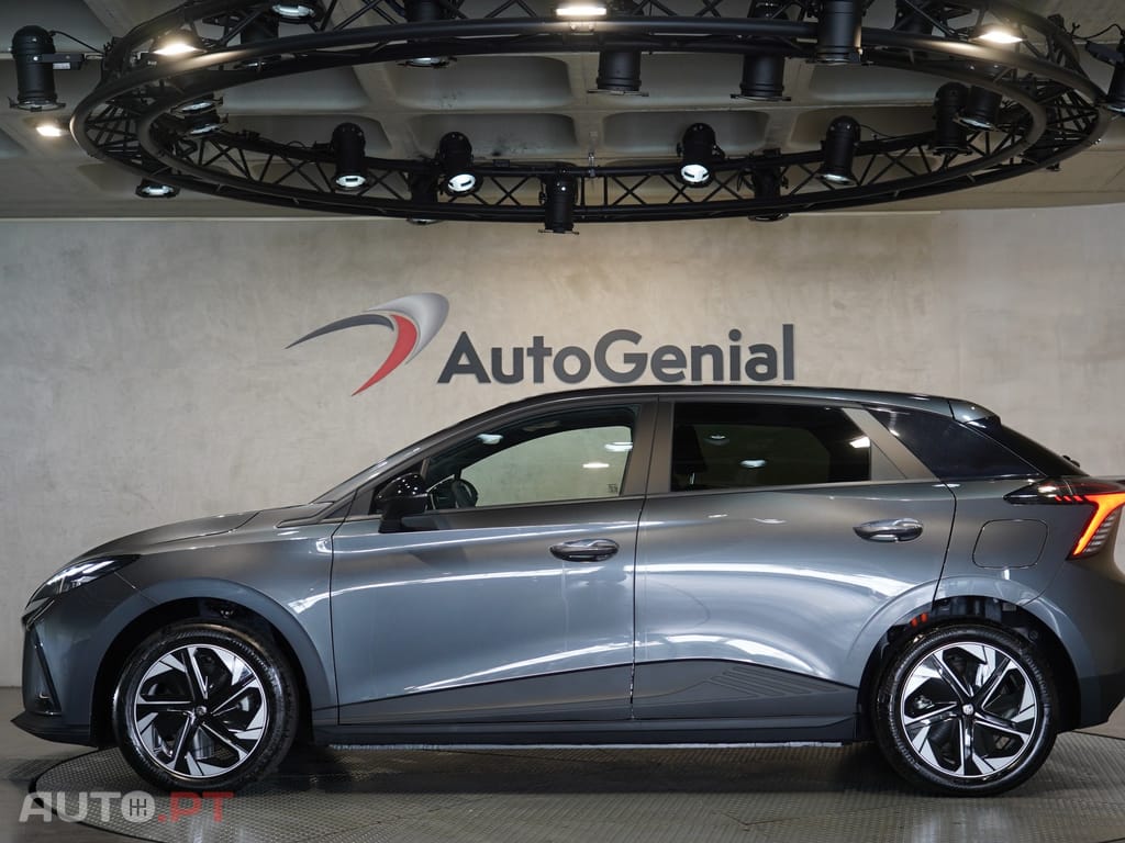 MG MG4 64 kWh Comfort