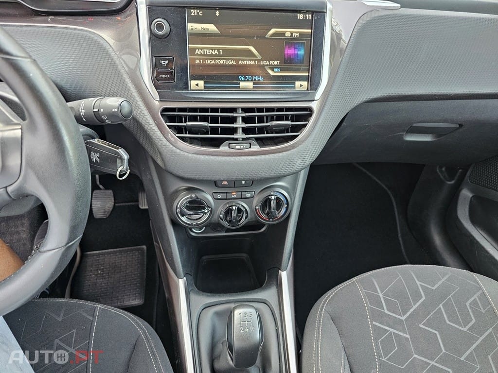 Peugeot 2008 1.2 PureTech Active