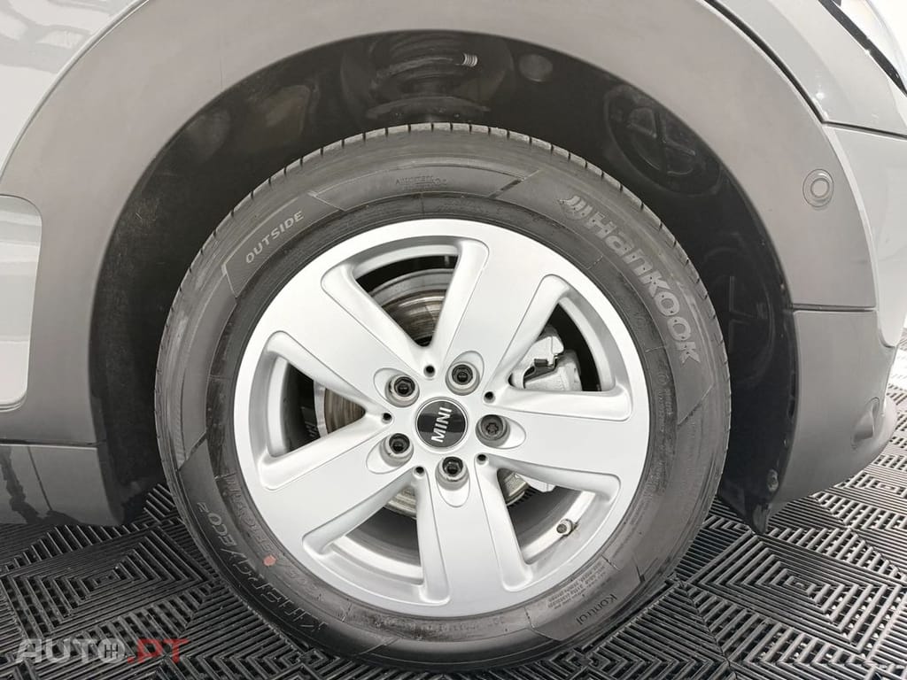 MINI Clubman One D