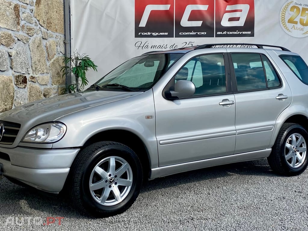 Mercedes-Benz ML 270 CDI 7 Lugares