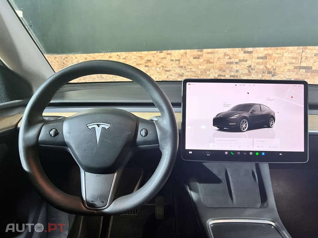 Tesla Model Y RWD