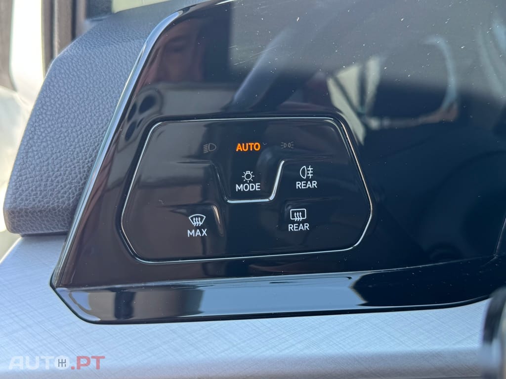 Volkswagen Golf 2.0 TDI Conceptline