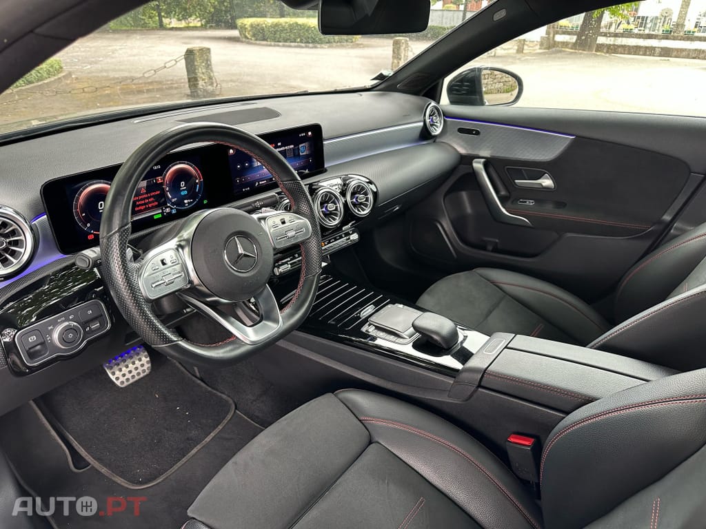 Mercedes-Benz A 250 e AMG Line
