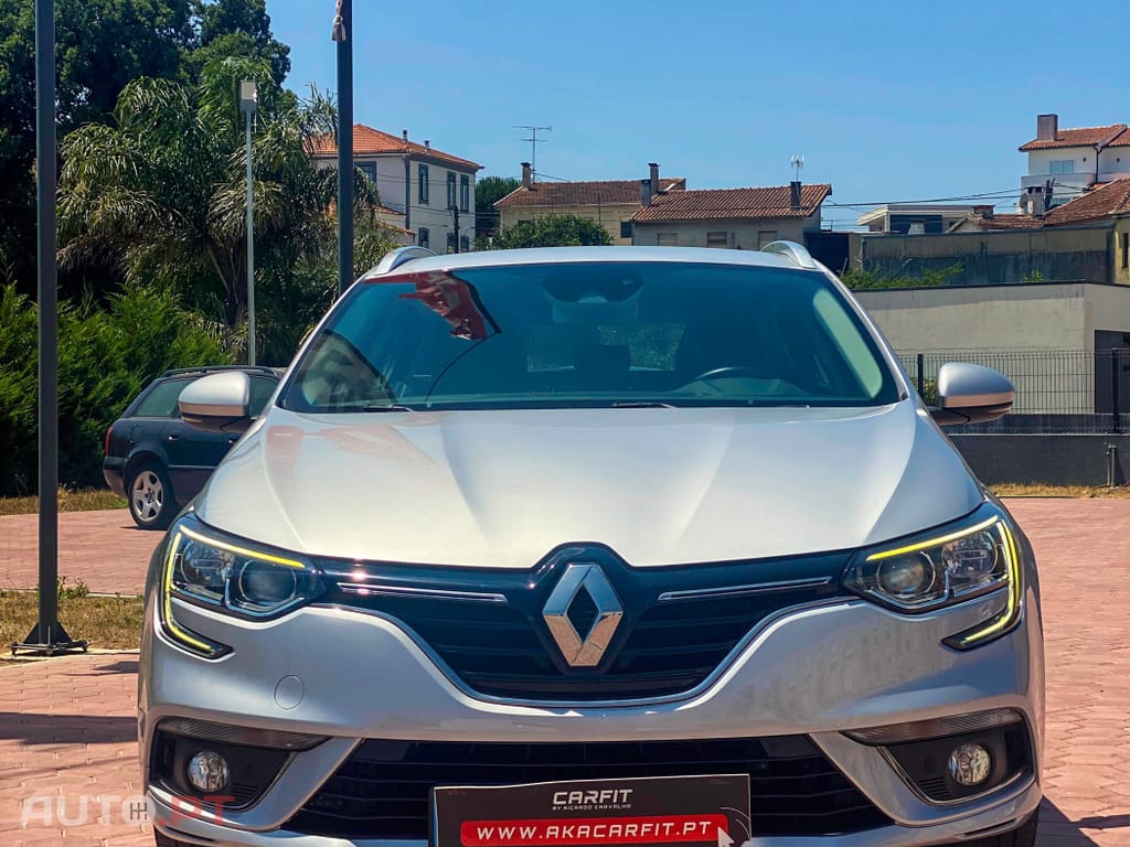 Renault Mégane Sport Tourer 1.5 Blue dCi Intens EDC