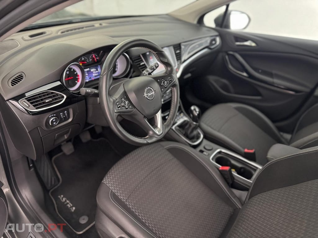 Opel Astra 1.0 Dynamic S/S