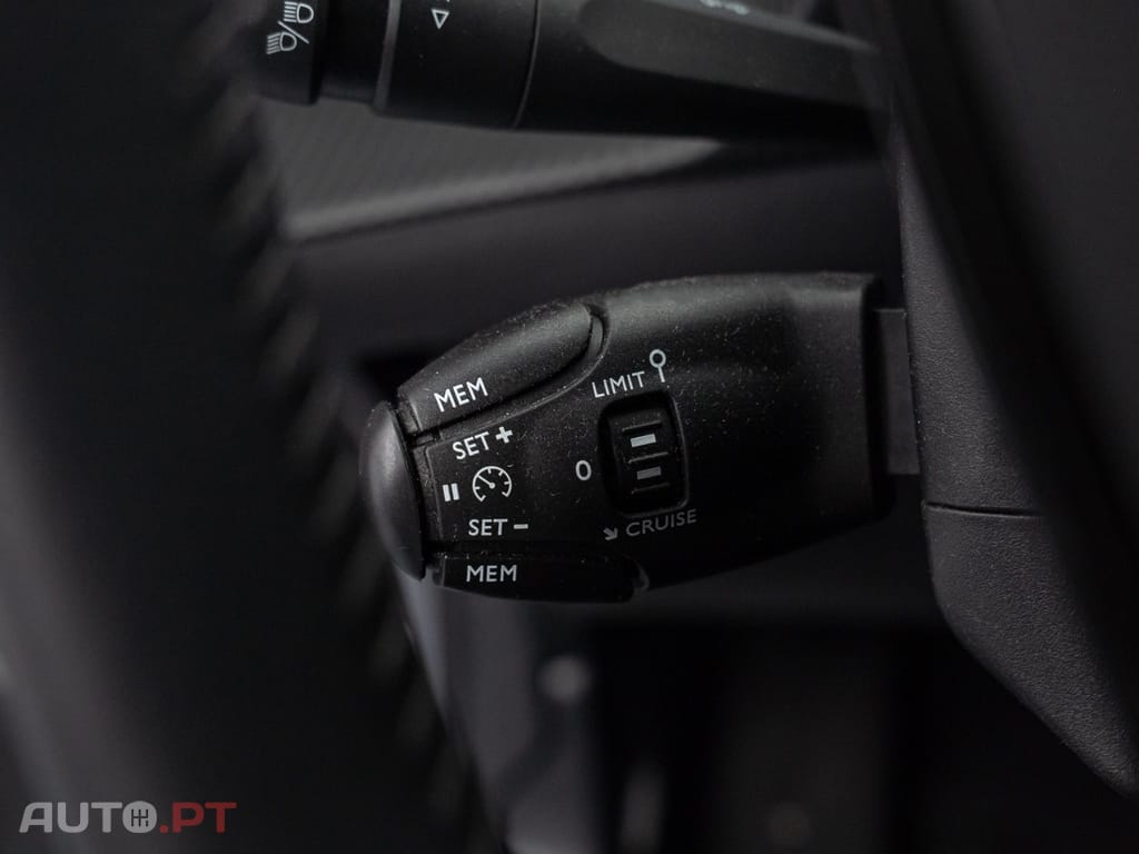 Peugeot E-208 50 kWh Active Pack