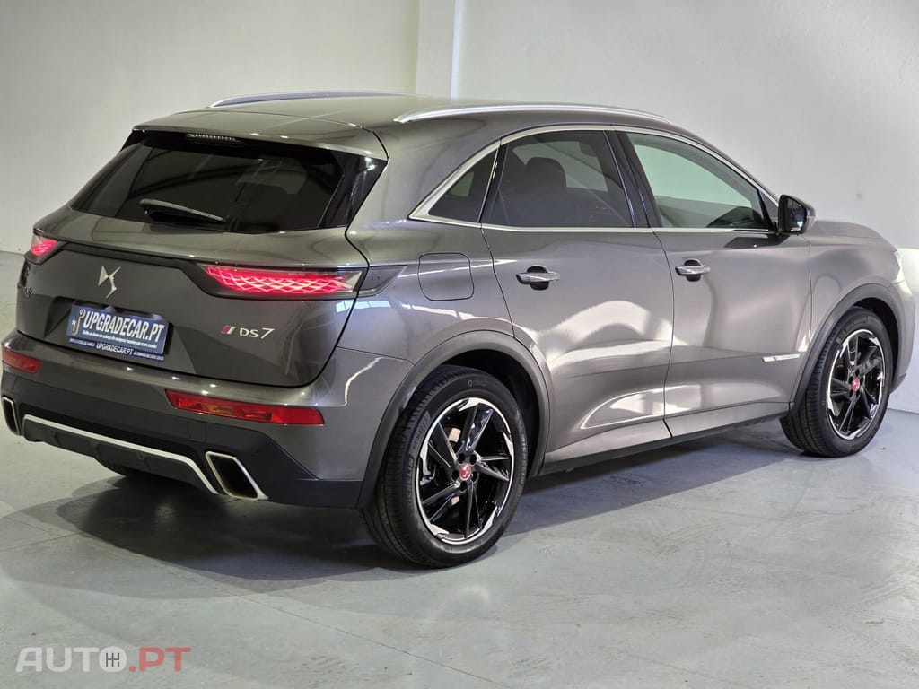 DS DS7 Crossback E-Tense Performance Line EAT8