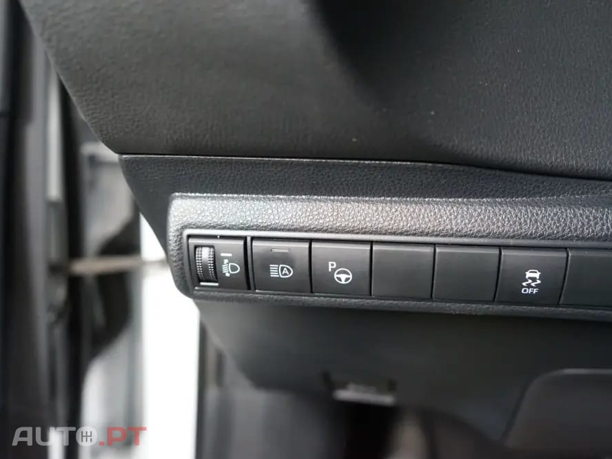 Toyota Corolla 1.8 Hybrid Active