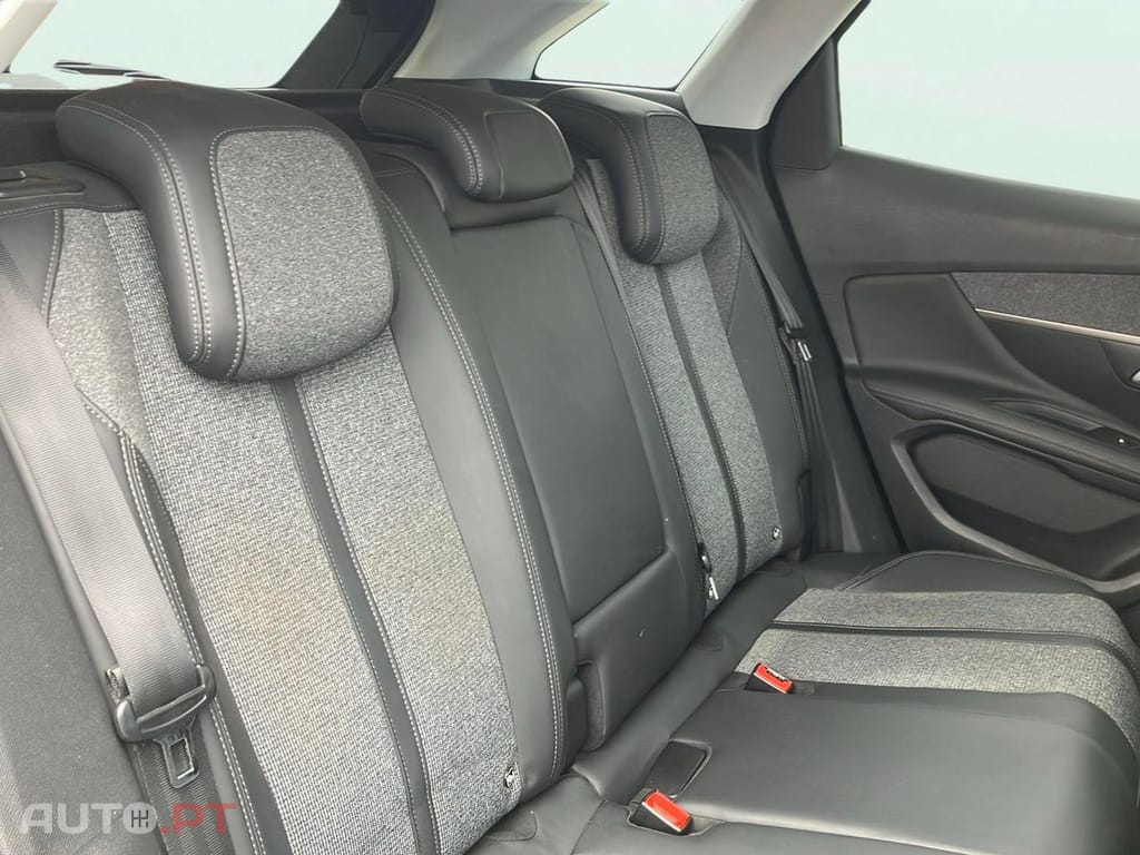 Peugeot 3008 1.2 PureTech Allure