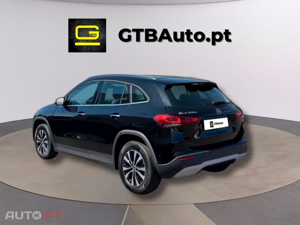 Mercedes-Benz GLA 250 I.V.A DEDUTIVEL e Style