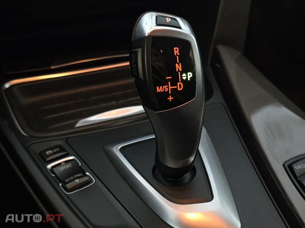 BMW 318 d Auto Line Modern