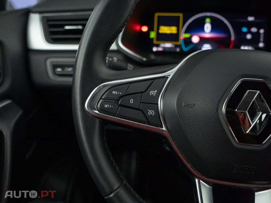 Renault Captur 1.6 E-Tech Plug-In Intens