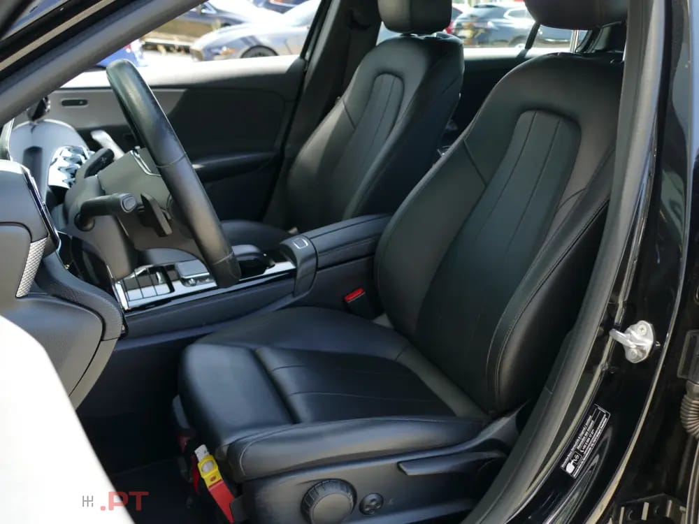 Mercedes-Benz A 250 e Progressive