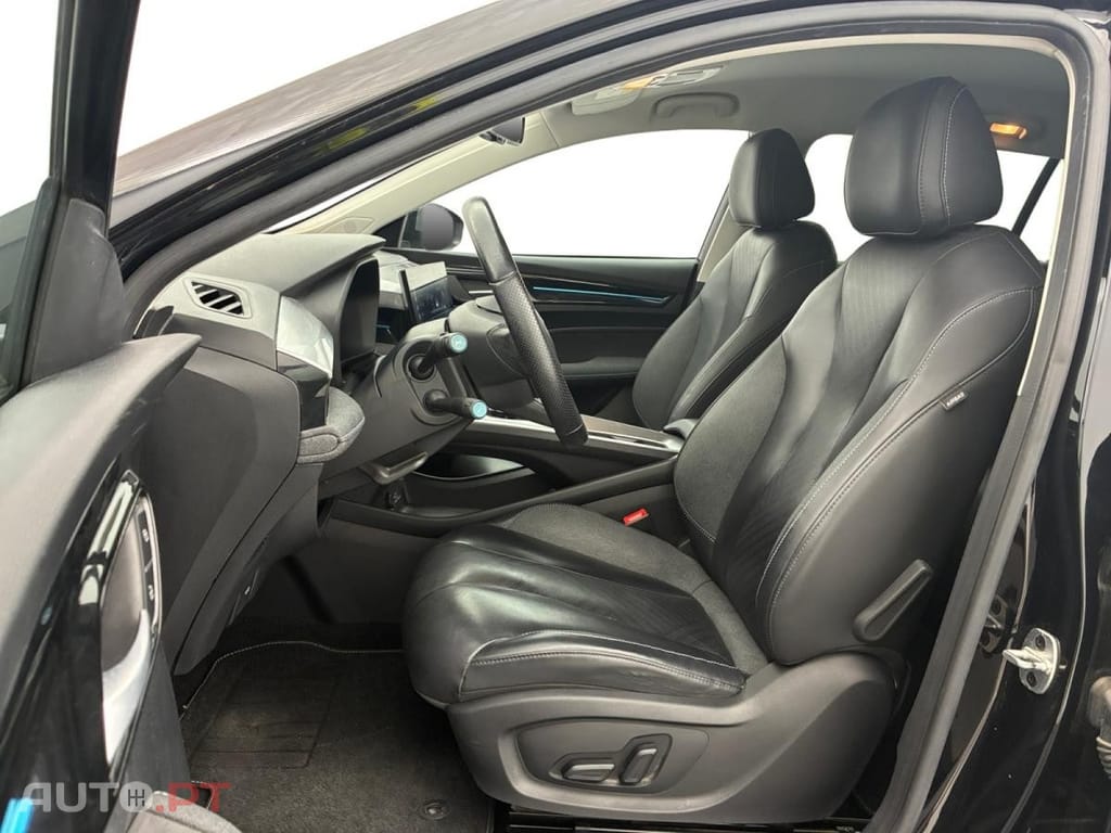 MG ZS 72.6 kWh Luxury