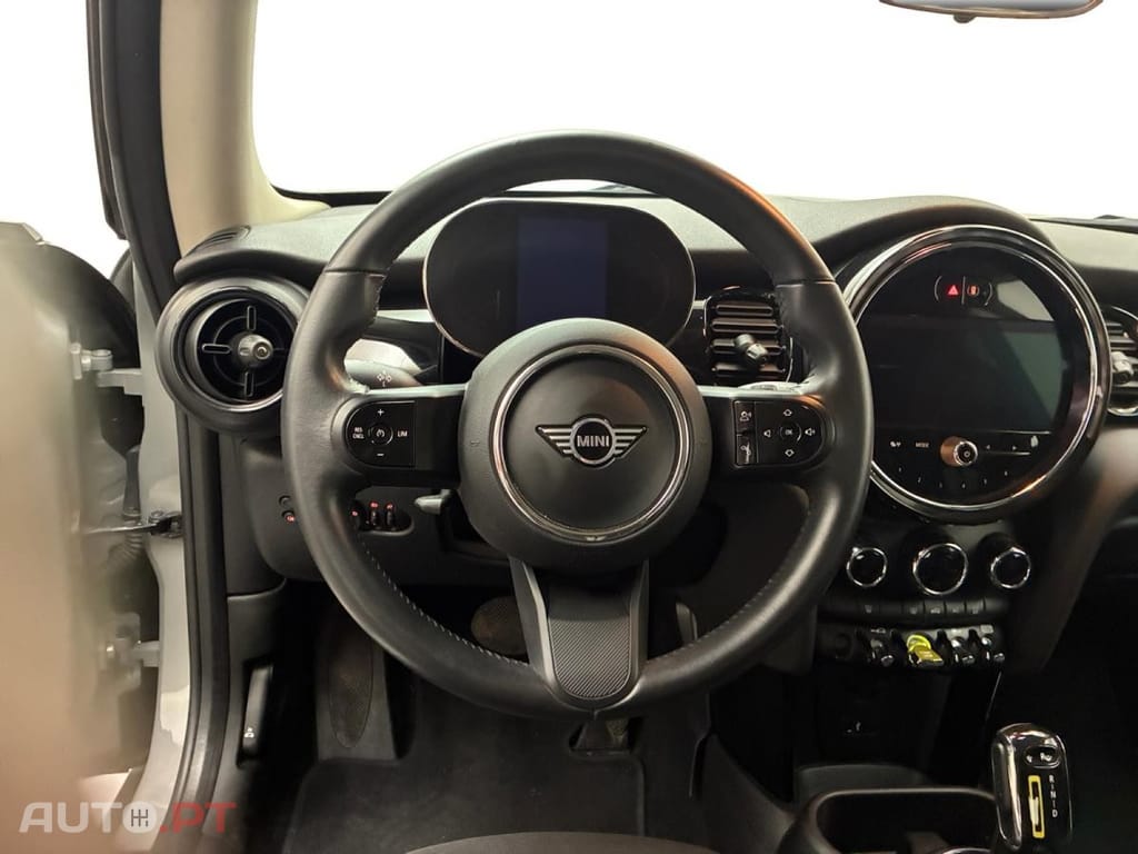 MINI Electric Cooper SE Premium Edition
