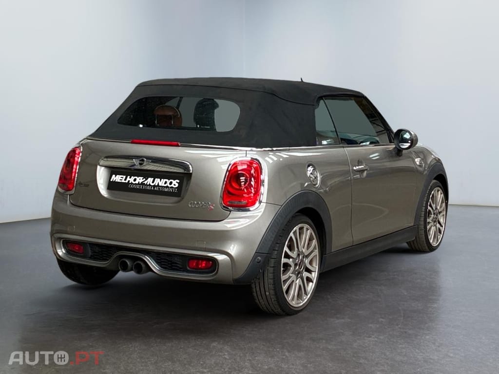 MINI Cabrio Cooper S Finition Red Hot Chili