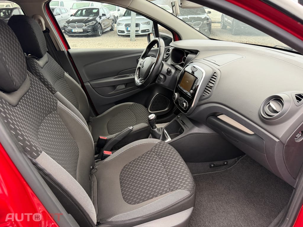Renault Captur 0.9 TCE Exclusive