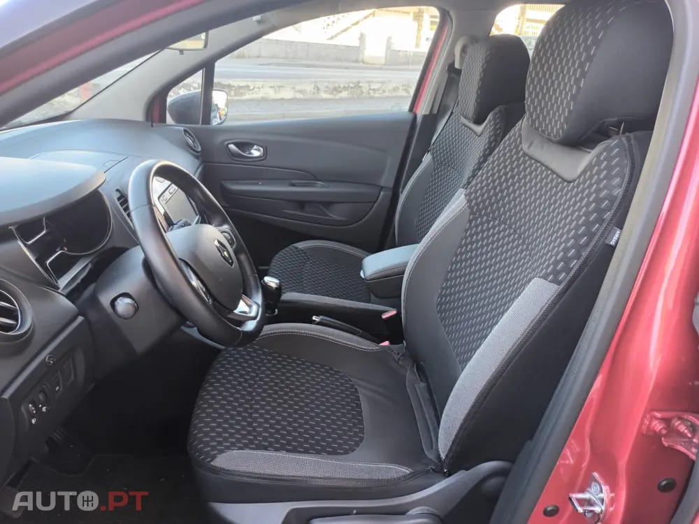 Renault Captur 1.0 TCe Exclusive