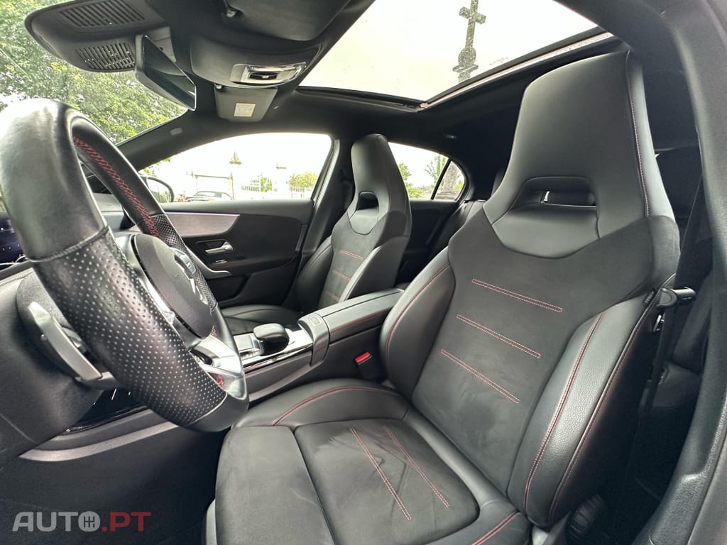 Mercedes-Benz A 250 e AMG Line