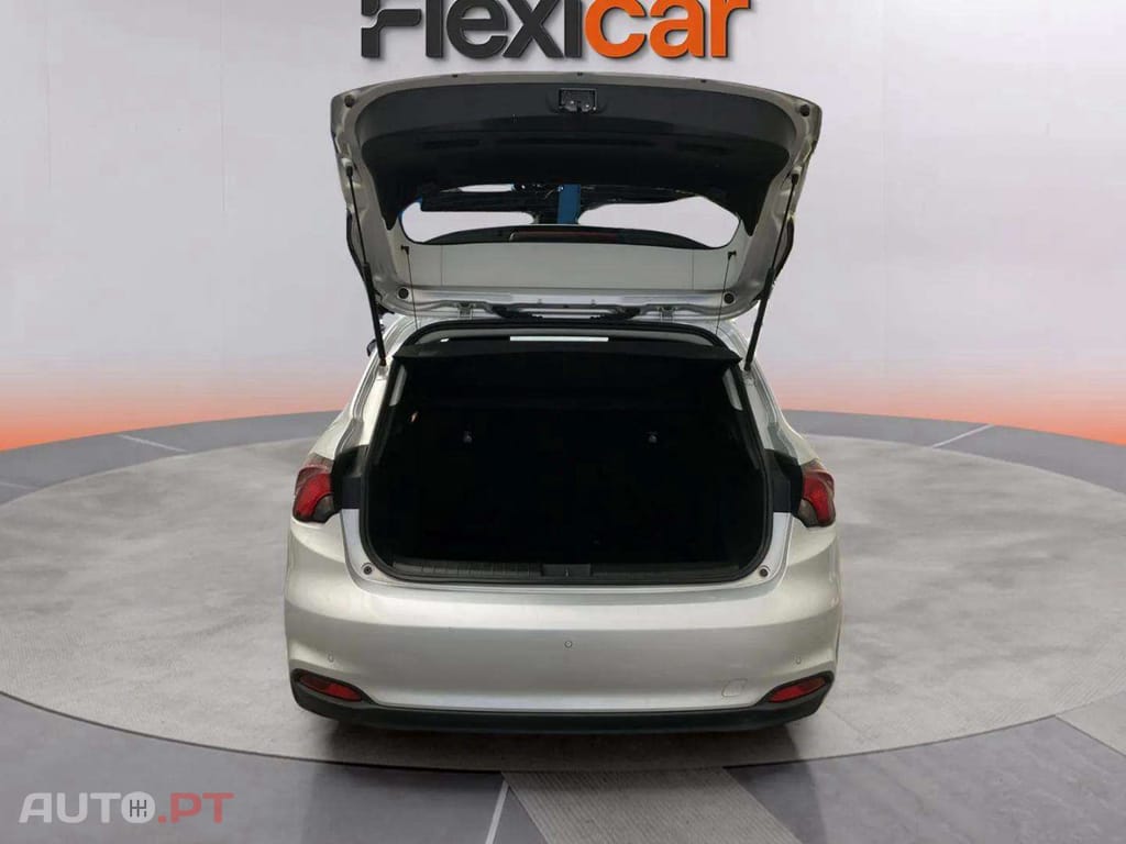 Fiat Tipo 1.3 M-Jet Lounge J17