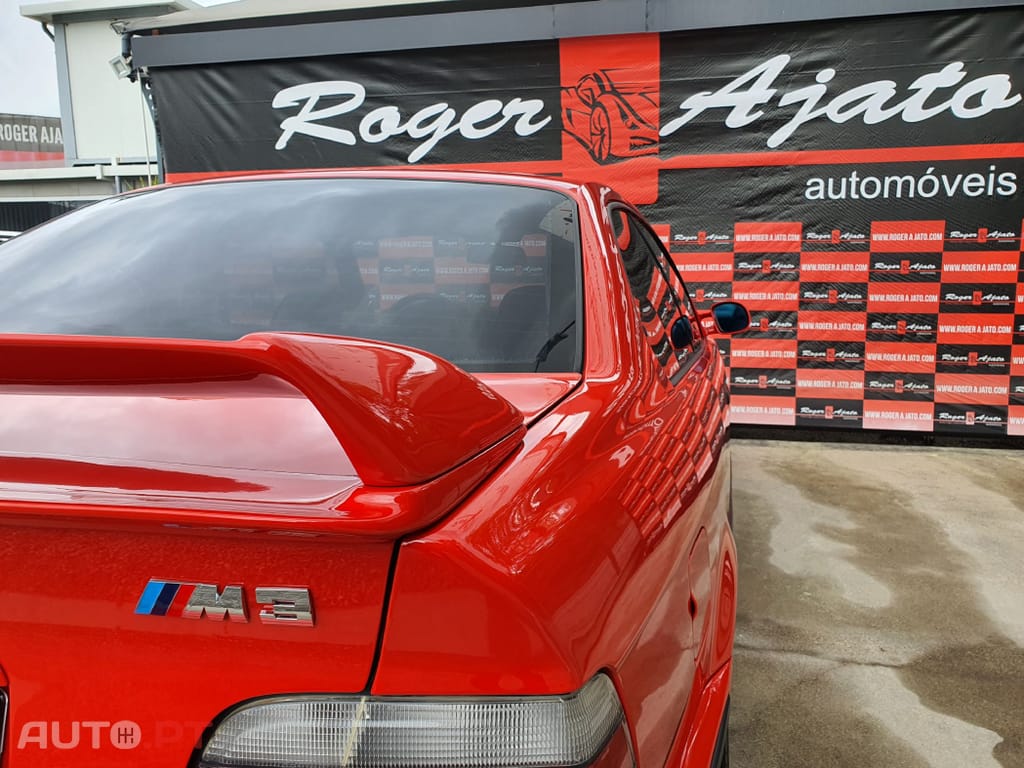 BMW M3 COUPE - 285CV