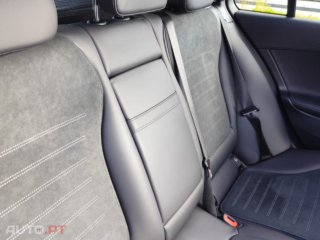 Mercedes-Benz C 300 C 300 D Limousine