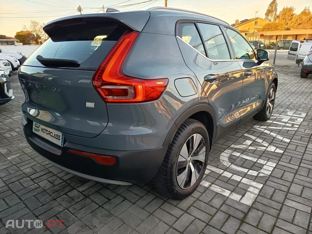 Volvo XC40 1.5 T5 PHEV Momentum Plus